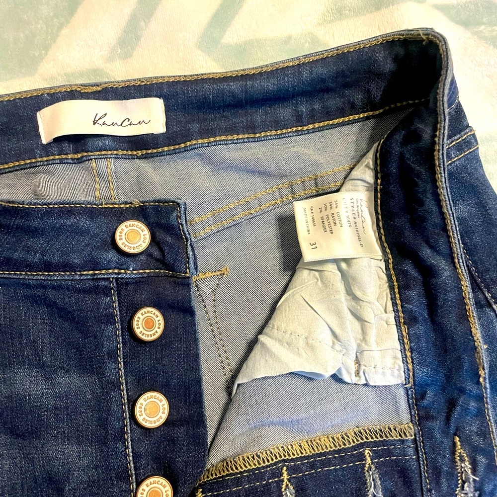 KanCan exposed button fly crop Jean